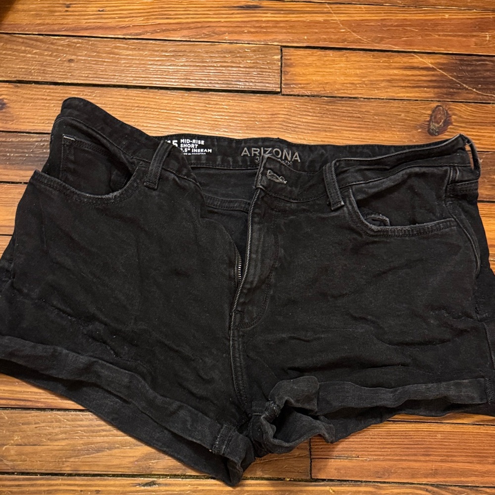 Arizona Jean Company Women's Black Denim Shorts